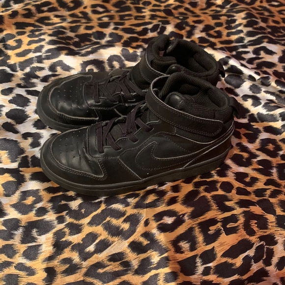 Youth- US 2Y pre-worn  Black Nike Air Force One high- leather. - Picture 3 of 5